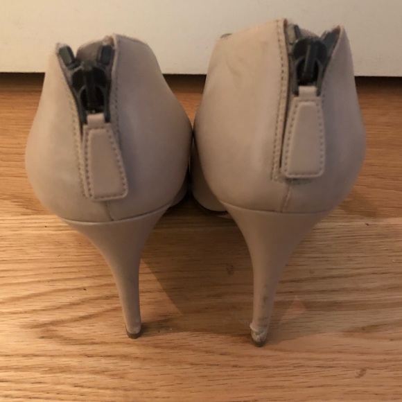Prada Taupe Open Toe Bootie Heels. Sz 37 1/2. - Picture 3 of 6